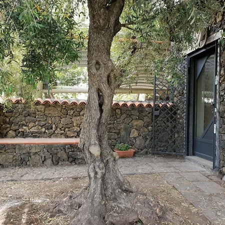 Alle Pendici Dell'etna Holiday home *